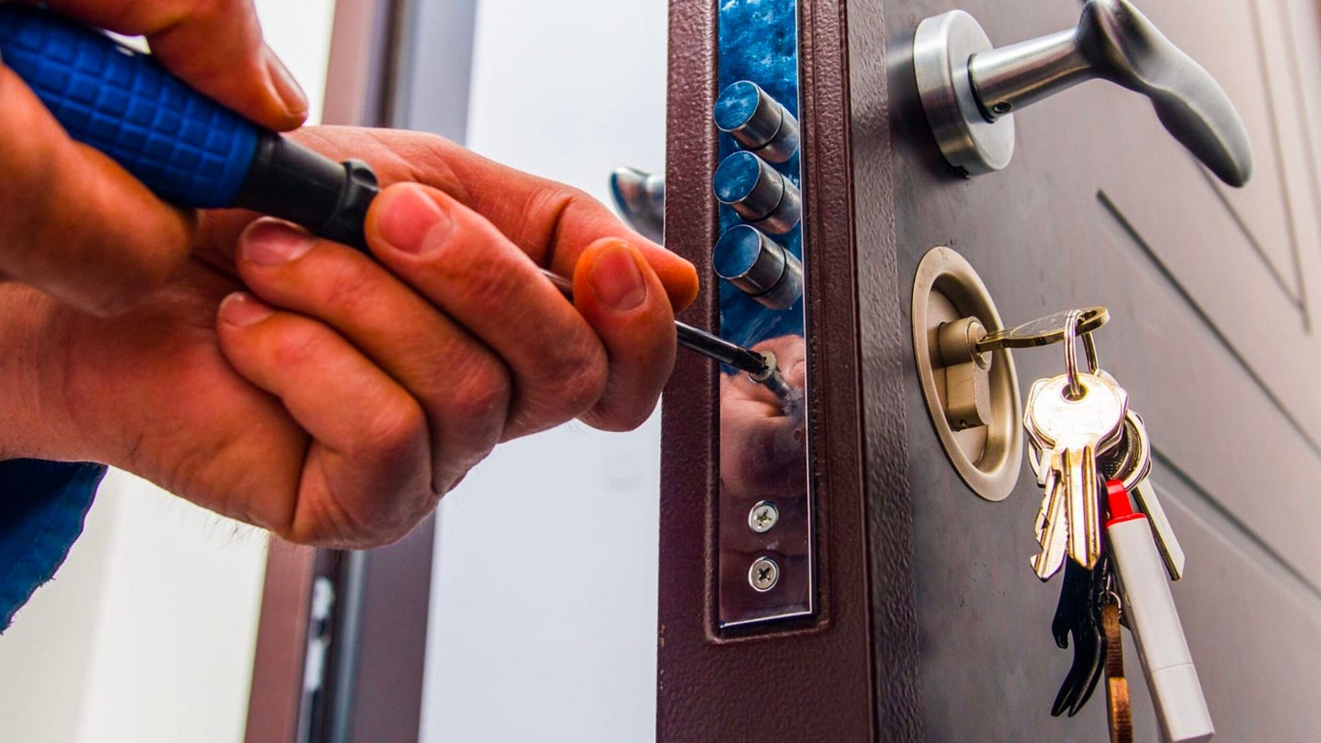 How to Choose the Right Locksmith in Burleigh Heads | Express Locksmith Gold Coast