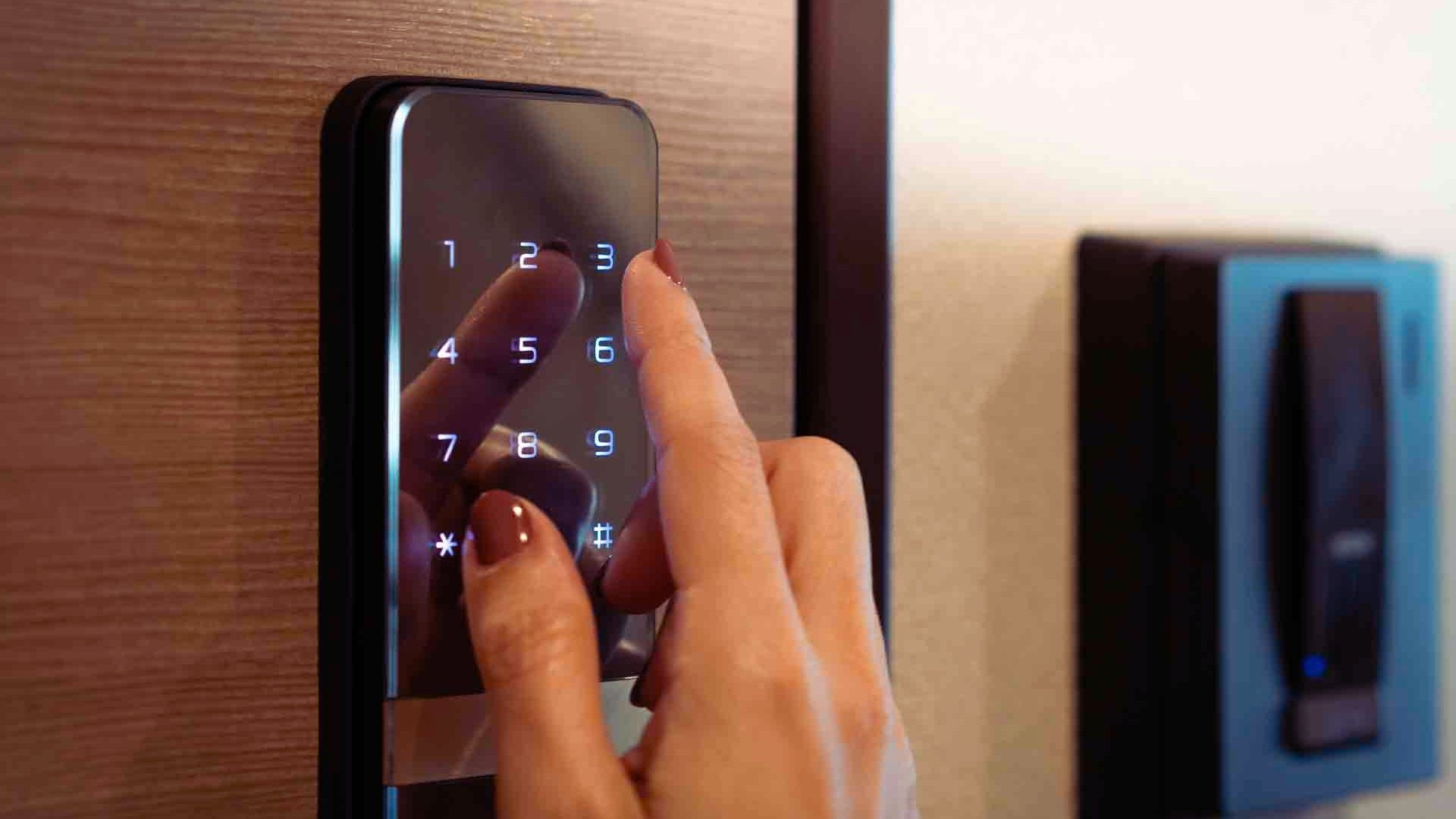 When to Hire an Industrial Locksmith to Better Business Security