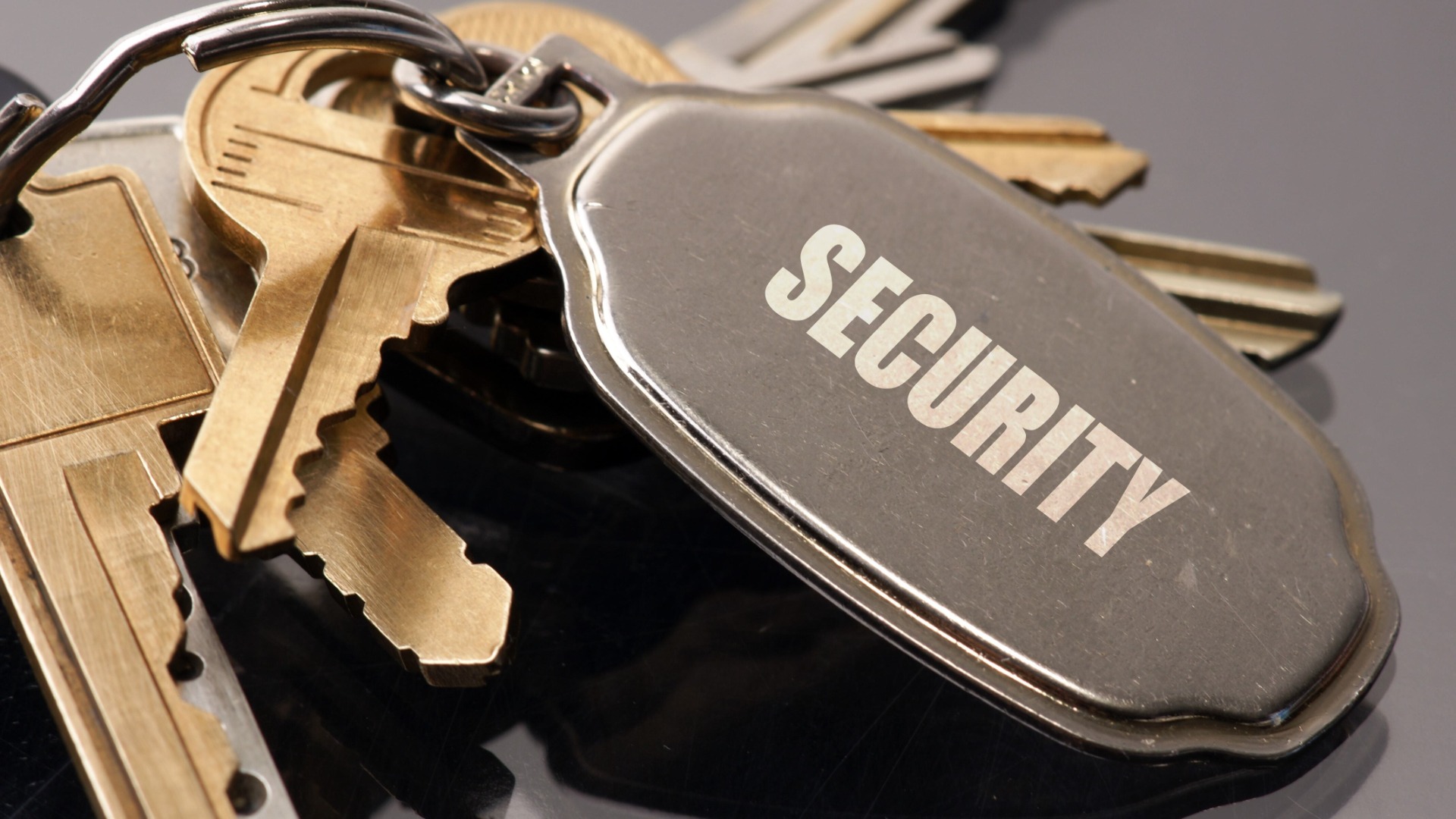 When to Hire an Industrial Locksmith for Better Business Security