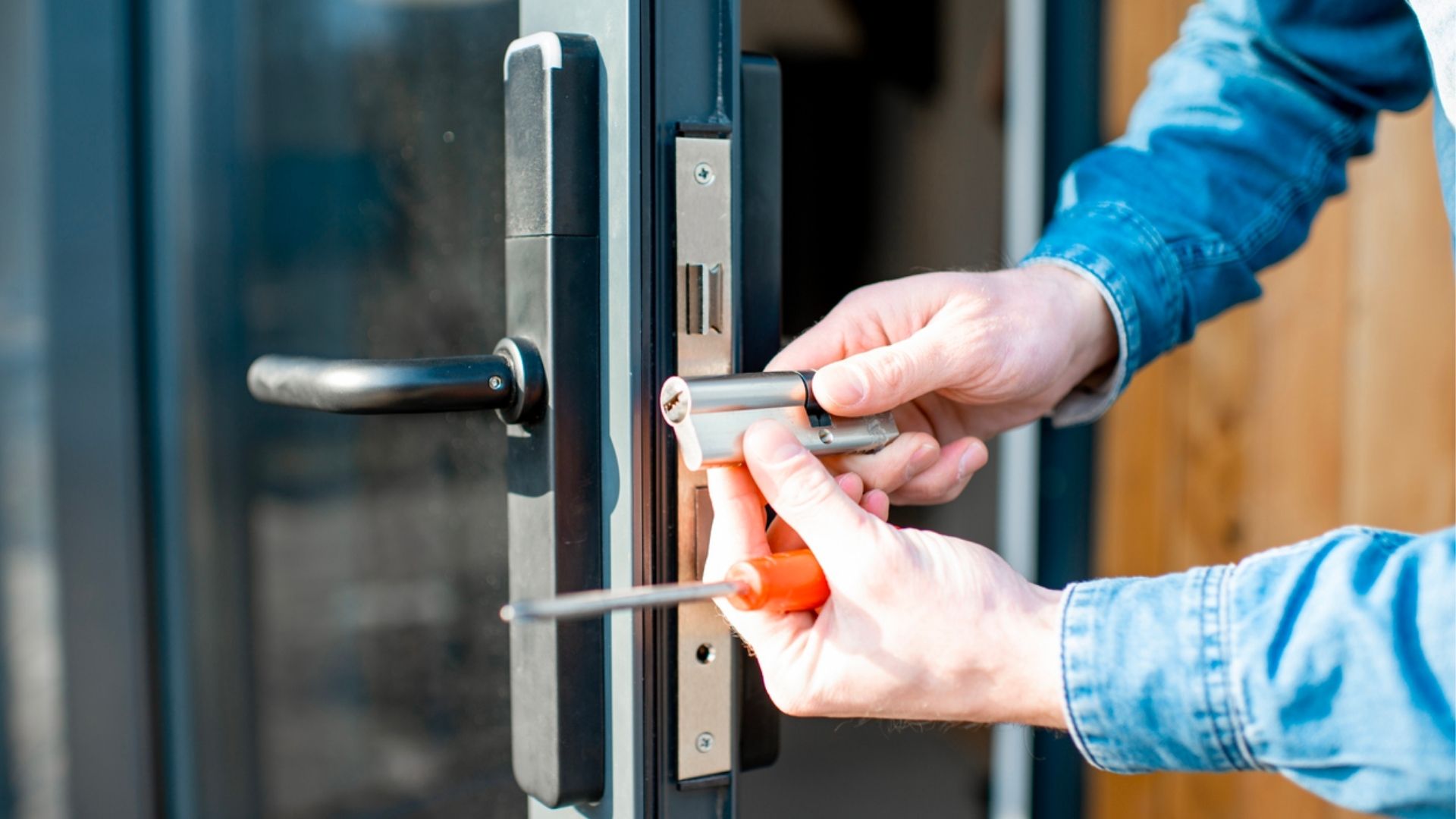 Are Locksmiths 24/7 | Express Locksmith Gold Coast